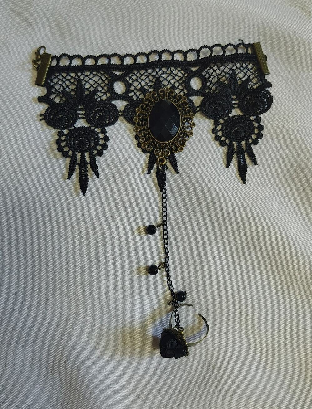 Vintage Gothic Lace Finger Ring Bracelet